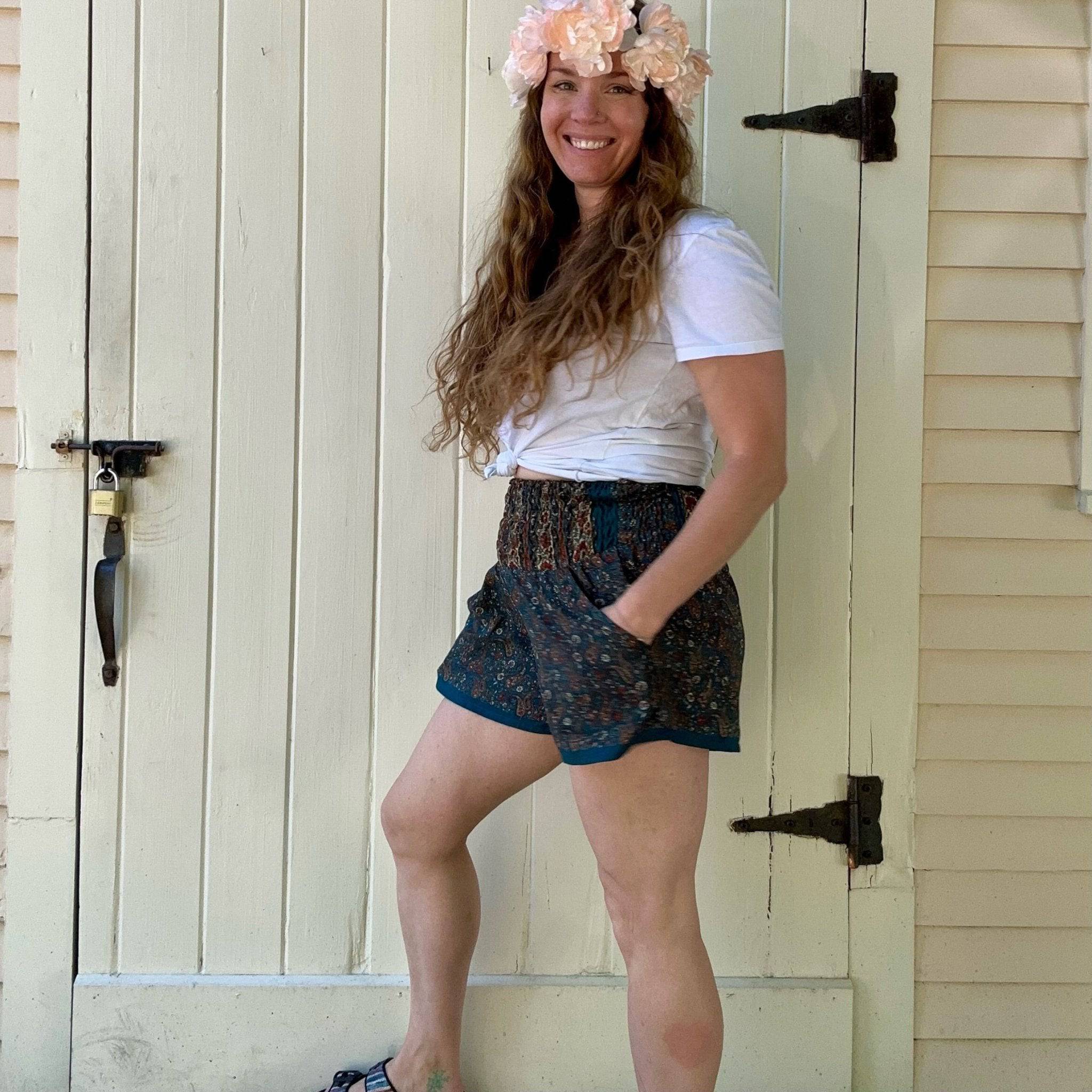 Last Chance Laurel Canyon Lounge Shorts For Teens And Preteens Size 00 To 6 Boho 1970s Inspired Darn Good Yarn